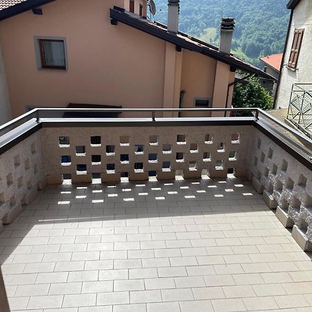 Casa Vacanze La Torre Malonno Luaran gambar
