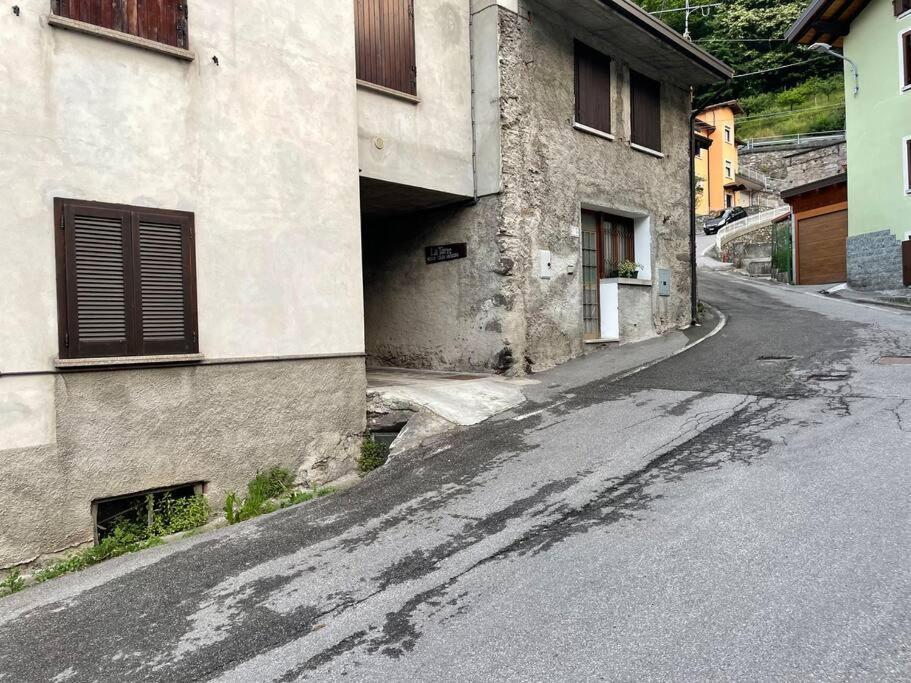 Casa Vacanze La Torre Malonno Luaran gambar