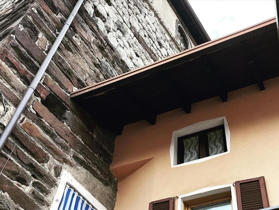 Casa Vacanze La Torre Malonno Luaran gambar